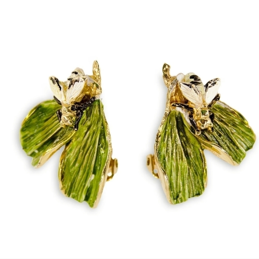 Hattie Carnegie Jewelry, Enamel Bees Earrings